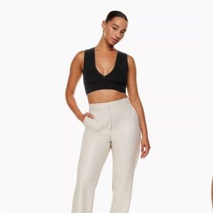 NWT Aritzia Babaton Sculpt Knot Deep V Tank